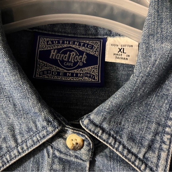 HARD ROCK CAFE LONG SLEEVE VINTAGE DENIM SHIRT - Picture 3 of 5